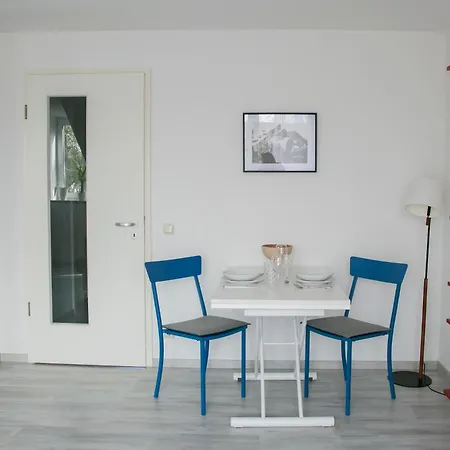Cityoase Im Hansapark, Studio 1, Tiefgarage, Netflix, Wi-fi, Balkon Apartment *