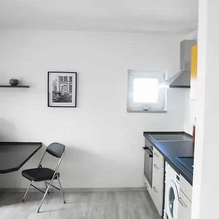 Cityoase Im Hansapark, Studio 1, Tiefgarage, Netflix, Wi-fi, Balkon Magdeburg