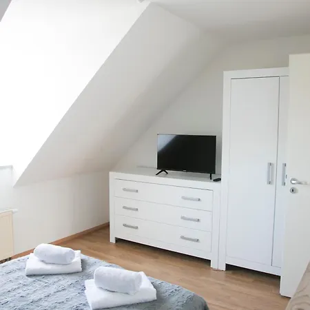 Cityoase Im Hansapark, Studio 1, Tiefgarage, Netflix, Wi-fi, Balkon Apartman Magdeburg